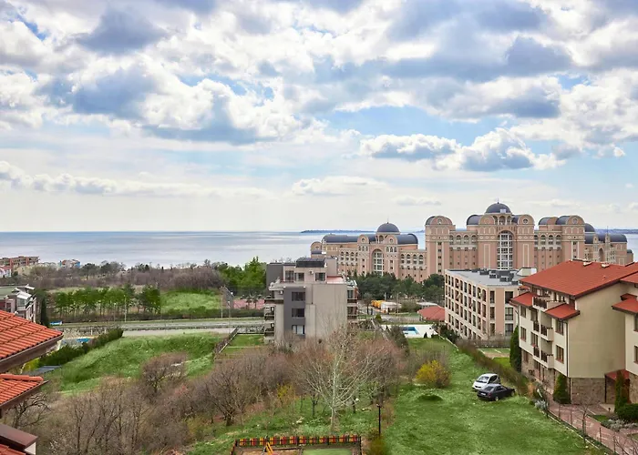 Apartment Perfect Seaside Retreat In Sveti Vlas Relax Complex By Flat Mаnаger Sunny Beach